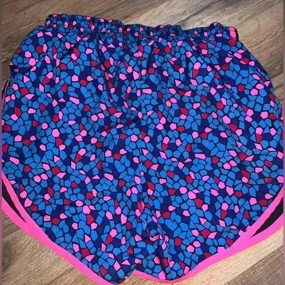 Nike Dri Fit Athletic Women’s Shorts - Picture 1 of 6